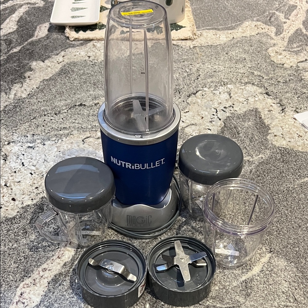 Nitri bullet with attachments